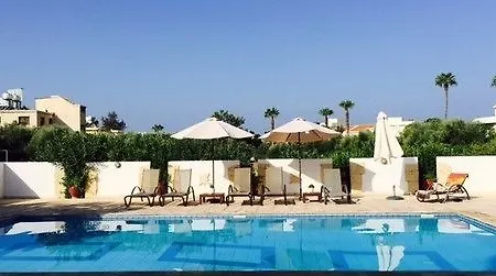 安吉拉假日公寓式酒店 公寓式酒店 Paphos