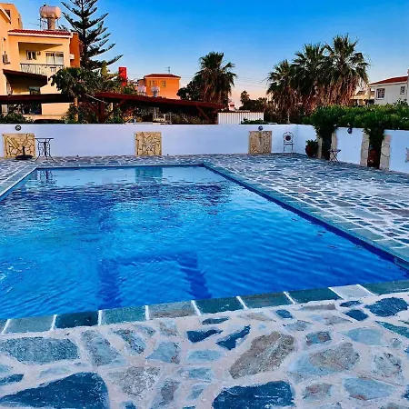 安吉拉假日公寓式酒店 公寓式酒店 Paphos